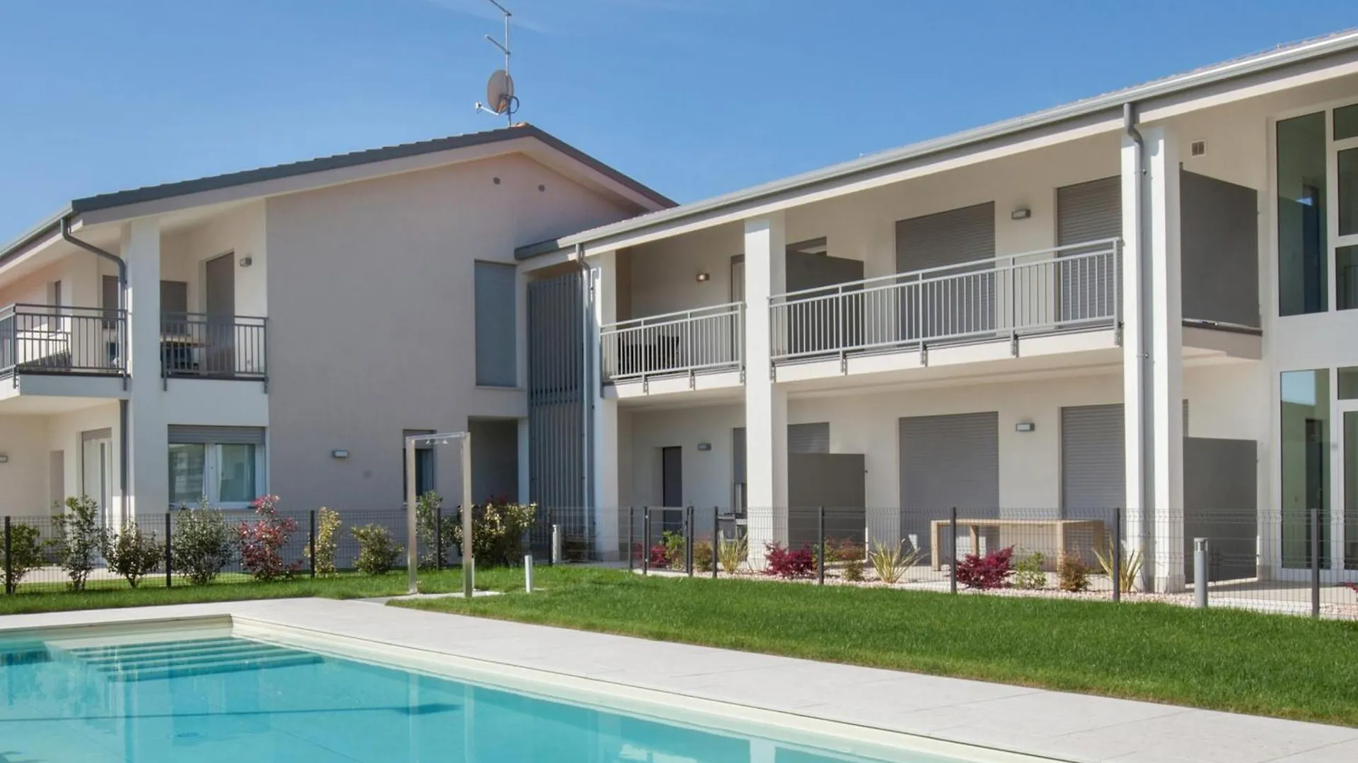 Apartment Ginestra Gialla With Pool Lazise